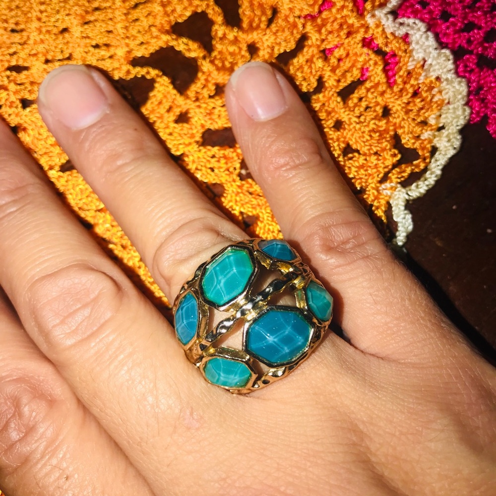 Ring - Picture 2 of 4